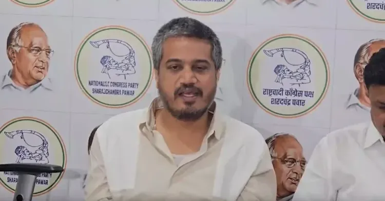 नीट विरोध प्रदर्शन: सिविल ड्रेस में हमलावरों की जांच हो — रोहित पवार की मांग