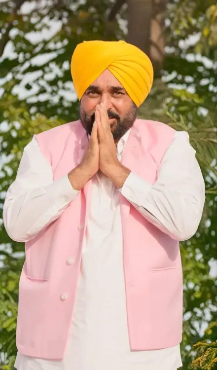 CM Bhagwant Mann at Fatta Maloka: Checks, Jobs, Number-1 Rank