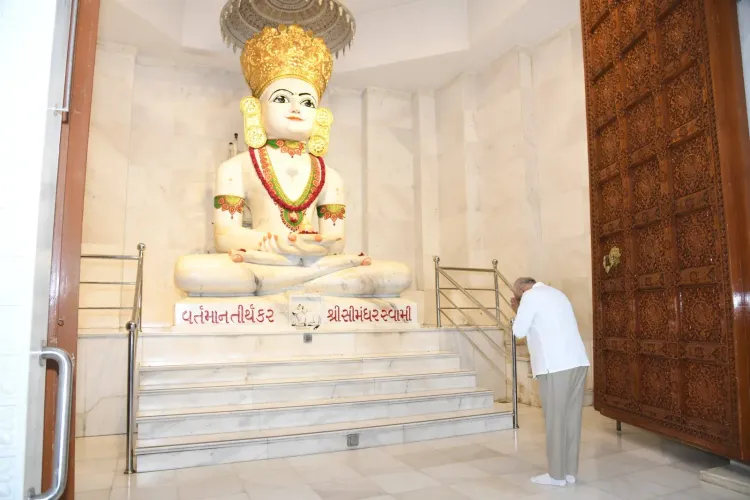 CM Bhupendra Patel Begins Birthday at Adalaj Trimandir