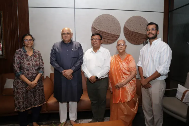 CM Bhupendra Patel Meets Mehsana Builder, Discusses PMAY and RERA
