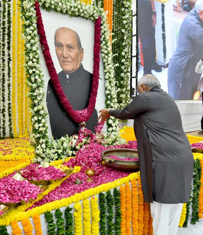 CM Bhupendra Patel Pays Tribute to MLA Yogesh Patel in Vadodara