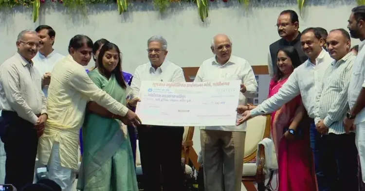 CM Bhupendra Patel Presents Rs 3850 Cr Cheque for Gujarat Urban Bodies