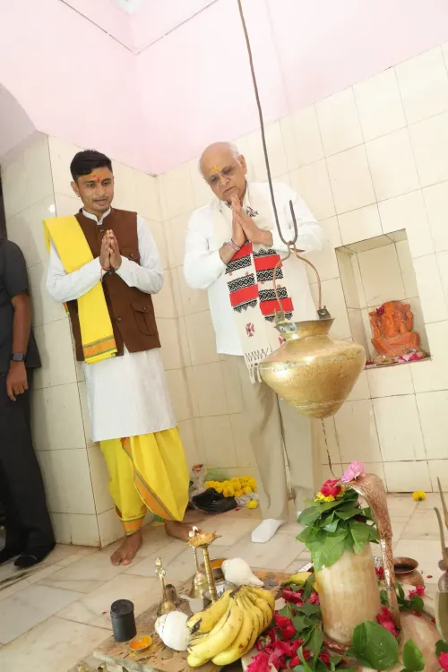 CM Bhupendra Patel Seeks Blessings at Rameshwar Mahadev on Guru Purnima