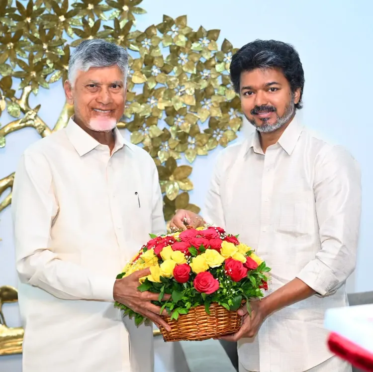 CM Chandrababu meets TN CM in Vijayawada, backs more water for Chennai