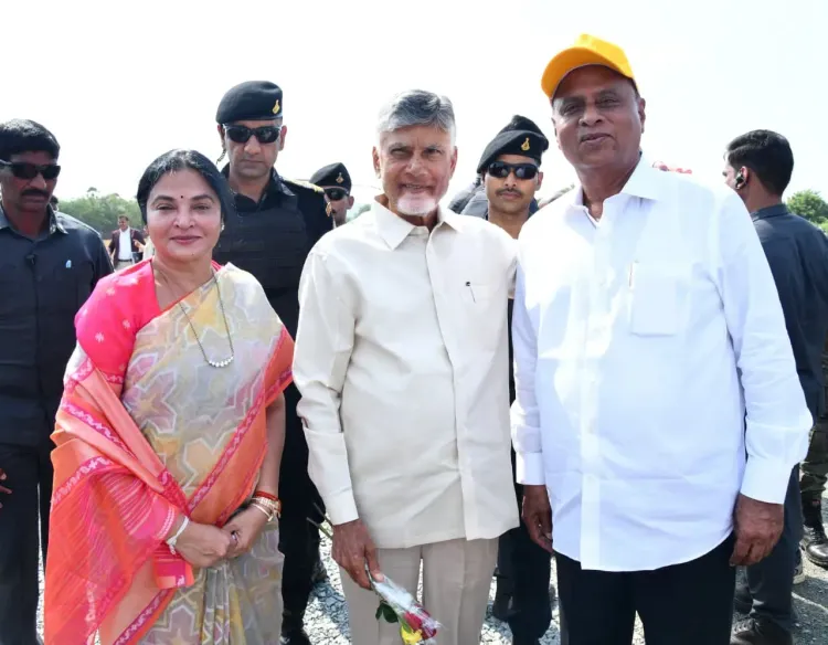 CM Chandrababu Naidu Receives Grand Welcome in Udayagiri