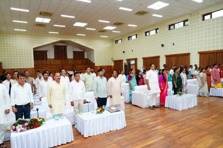 CM Dhami Acknowledges BJP Leaders at State Event