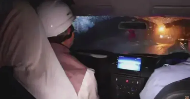 CM Dhami Conducts On-Site Inspection of Tunnel Rescue Ops in Chamoli