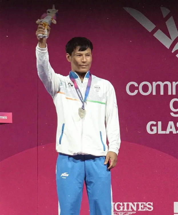 CM Dhami Congratulates Rishikanta Singh on CWG Weightlifting Silver