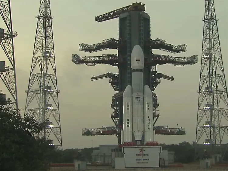 CM Dhami Hails Chandrayaan-3's 2026 AIAA Goddard Award