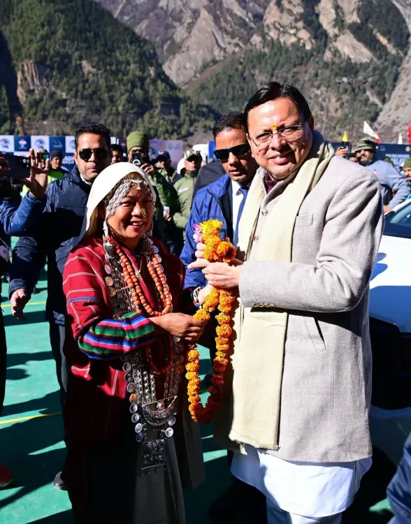 CM Dhami honours winners at Adi Kailash Run 2.0 in Pithoragarh