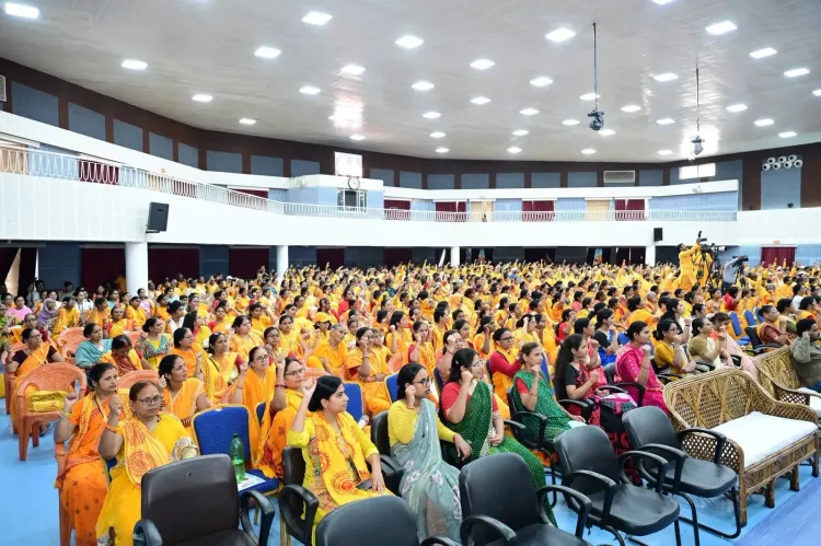 CM Dhami Hosts Cultural Event With Ministers, Spiritual Leaders