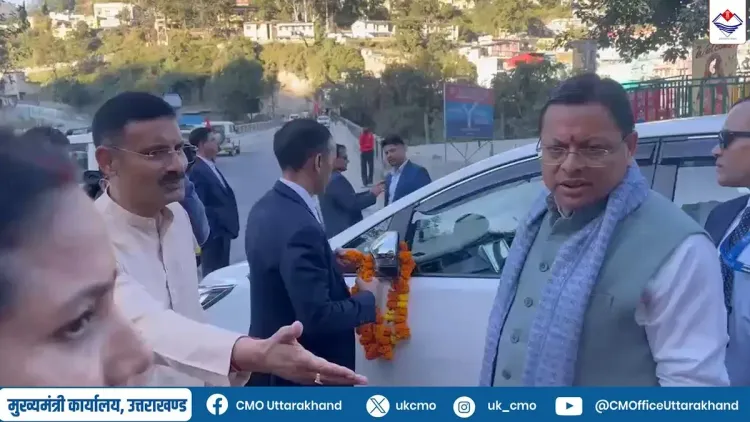 CM Dhami sips tea at Srinagar Chungi, backs 'Local for Vocal'