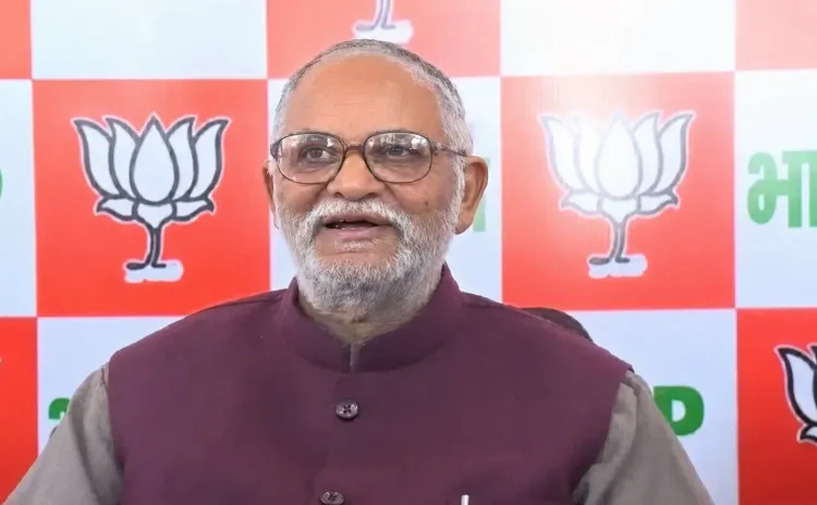 CM Dhami Wishes BJP Veteran Manohar Kant Dhyani on Birthday