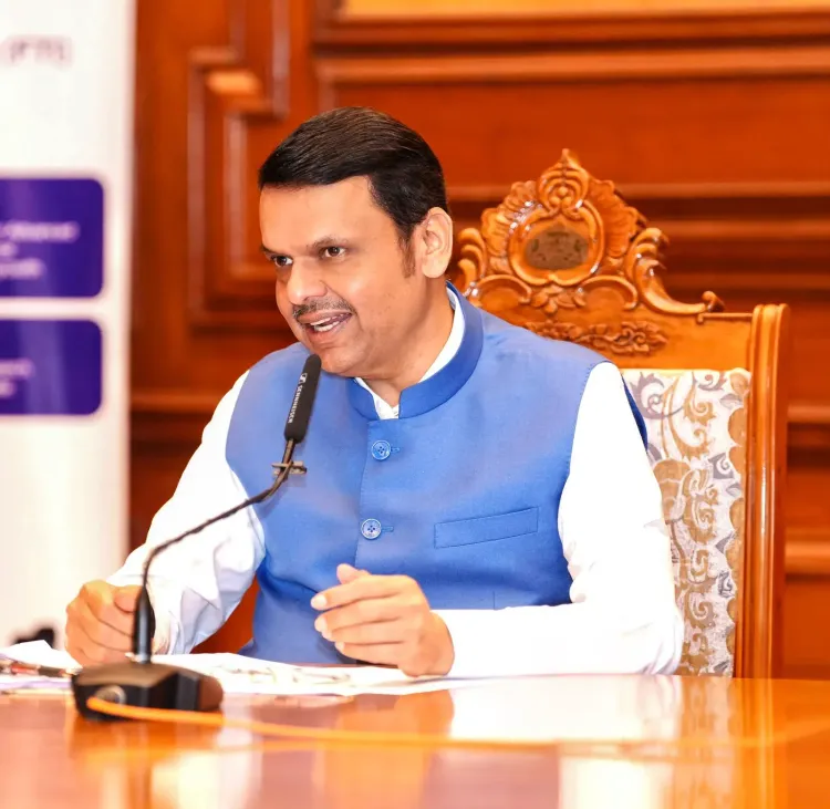 CM Fadnavis Chairs Maharashtra FTI Meeting in Pune
