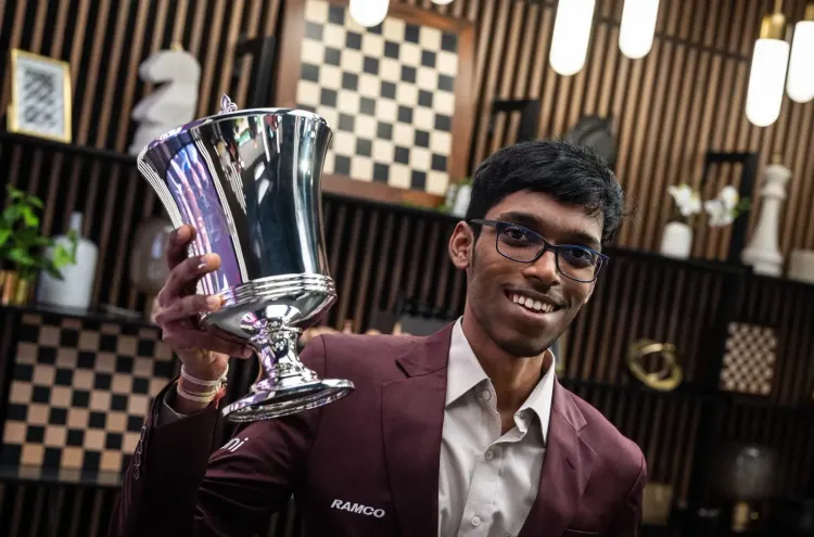 CM Fadnavis Hails Praggnanandhaa's Grand Chess Tour Win