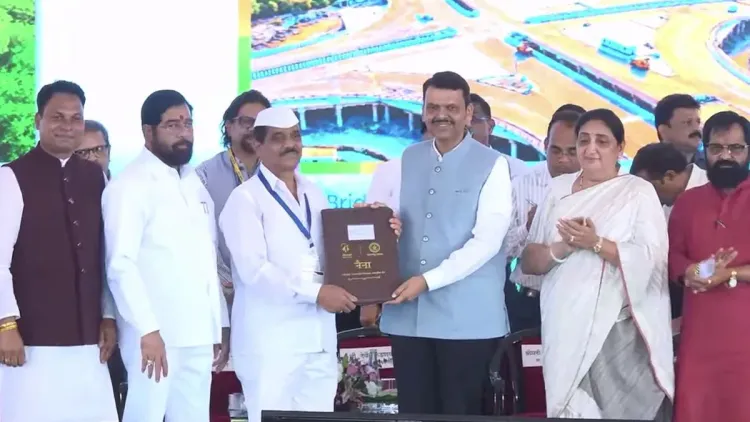 CM Fadnavis Hands Property Docs to Raigad Landholders