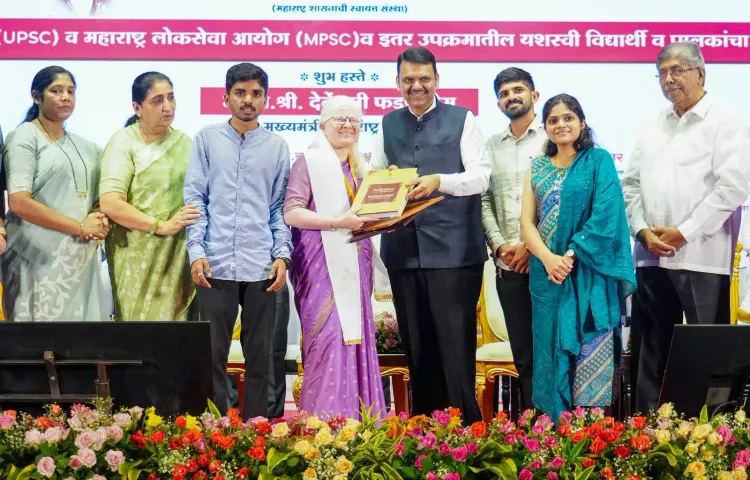 CM Fadnavis Highlights Sarthi Welfare Scheme for Maharashtra Students