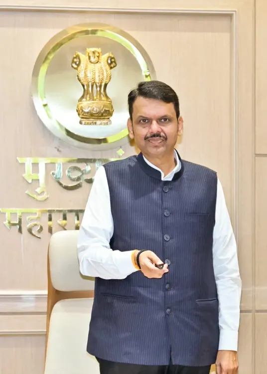 CM Fadnavis Inaugurates Three BMC Flyovers Across Mumbai