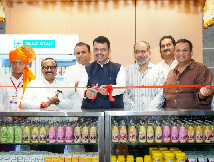 CM Fadnavis Inaugurates Warana Dairy Outlet at CSMT Metro