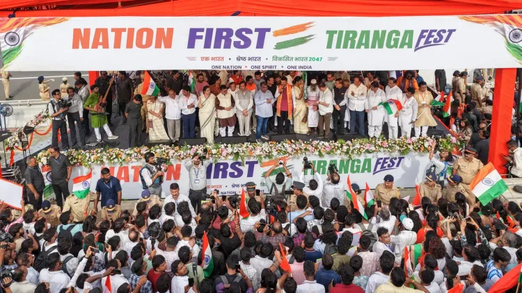 CM Fadnavis Joins Mumbai Tiranga Rally Ahead of Independence Day