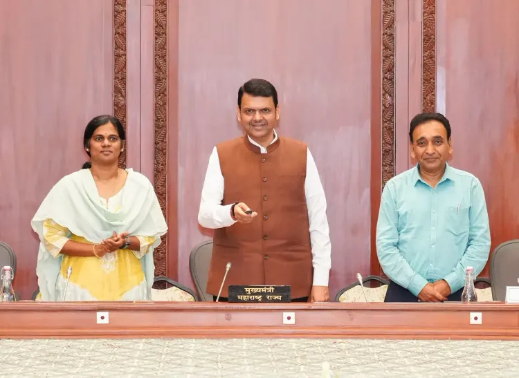 CM Fadnavis launches MahaIT DAaS and Mini Setu centres in Maharashtra