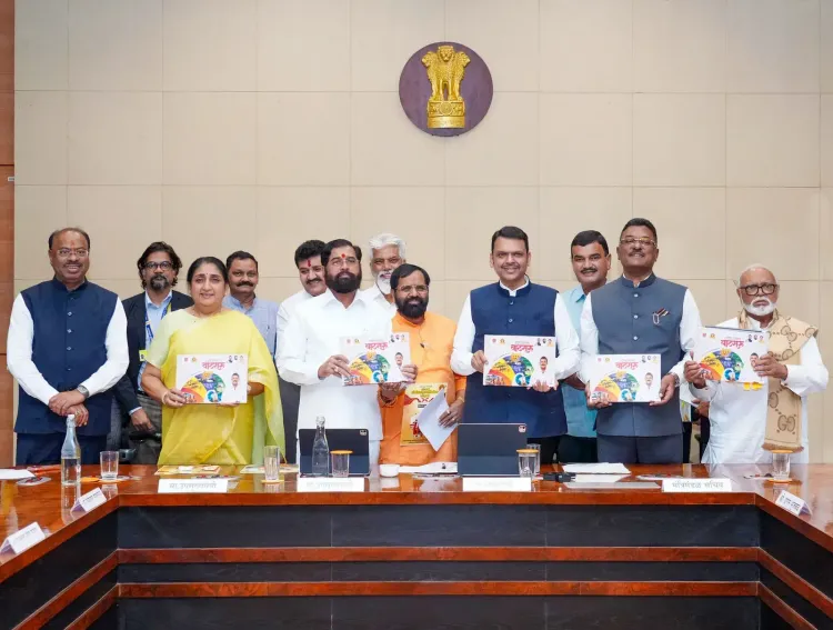 CM Fadnavis launches MSRTC book 'Parivartanacha Watsaru'