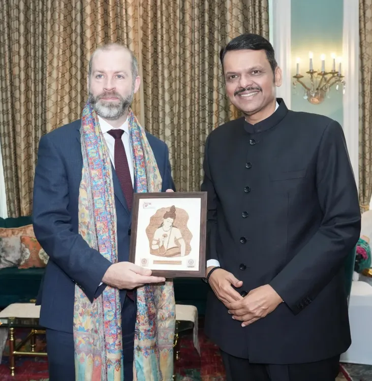 CM Fadnavis Meets UK Regional Leaders in Mumbai for Trade Push