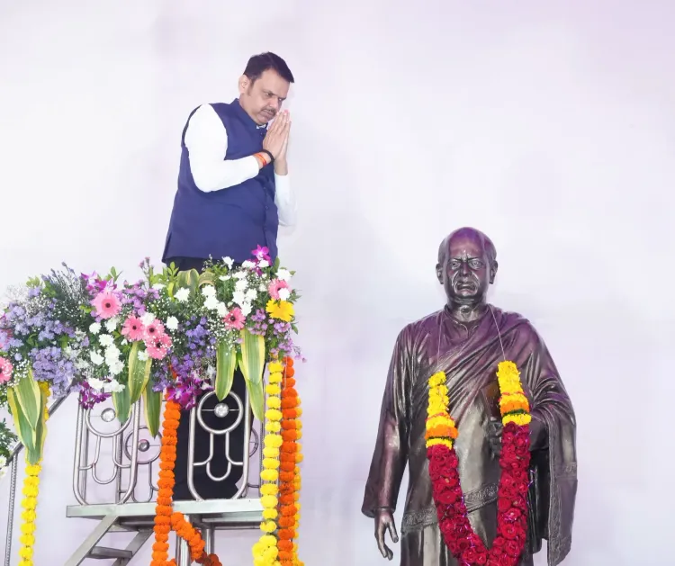 CM Fadnavis Pays Tribute to Dadasaheb Phalke in Mumbai
