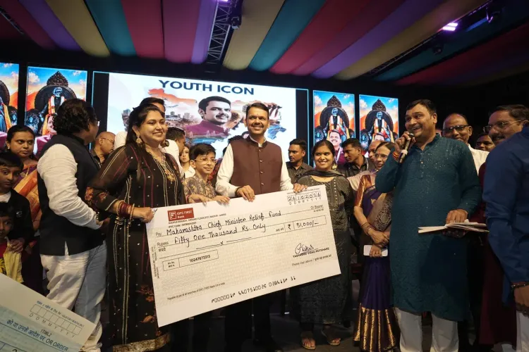 CM Fadnavis receives ₹51,000 donation for drought relief in Nagpur