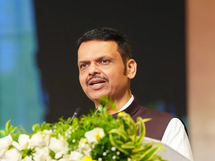 CM Fadnavis Unveils Shahu Maharaj Statue in Kagal