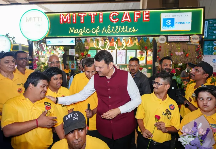 CM Fadnavis Visits Mitti Cafe at Navi Mumbai Airport
