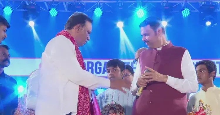 CM Fadnavis visits Navratri Utsav Mandals across Mumbai