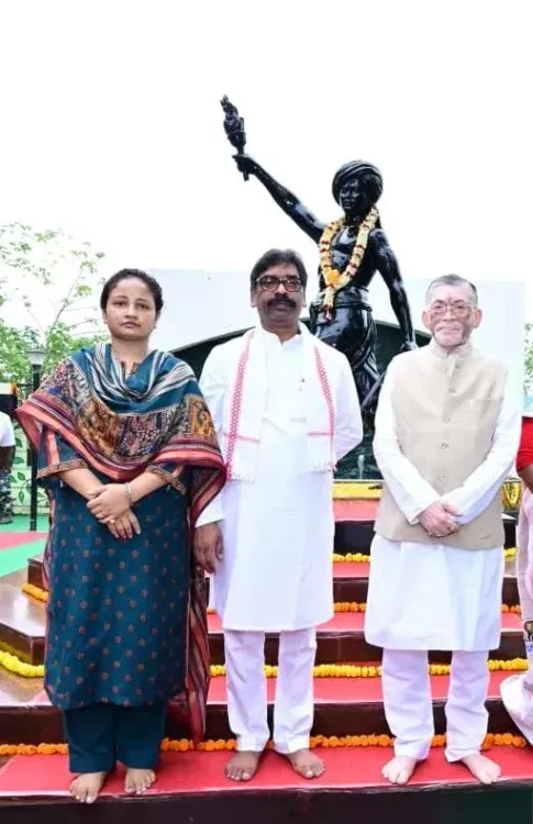 CM Hemant Soren, Governor Pay Tribute to Birsa Munda on Death Anniversary