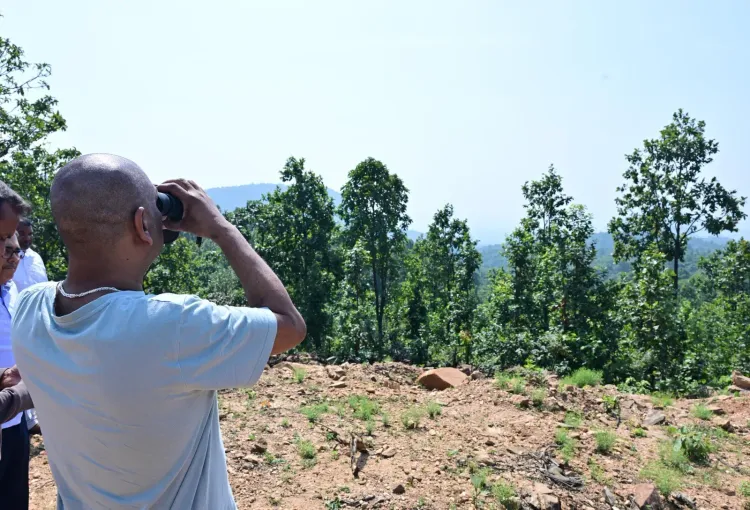 CM Hemant Soren inspects Kasmara-Barlenga road in Bokaro