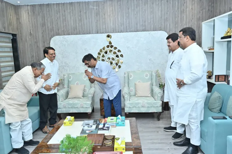 CM Hemant Soren Meets Jharkhand Congress Leaders in Ranchi