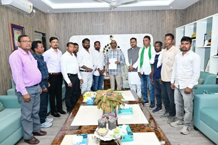 CM Hemant Soren Meets Munda Delegation Over Khatiyan Caste Error