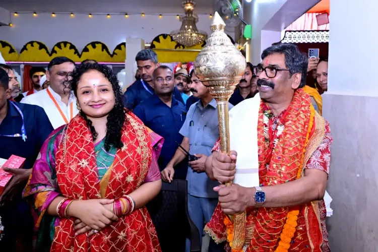 मुख्यमंत्री हेमंत सोरेन ने रामनवमी पर श्रीराम जानकी तपोवन मंदिर में की भक्ति-अर्चना