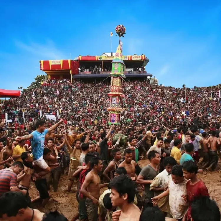 CM Himanta Greets Meghalaya on Behdeiñkhlam Festival
