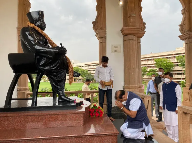 CM Himanta pays tribute to RSS founder Hedgewar on death anniversary