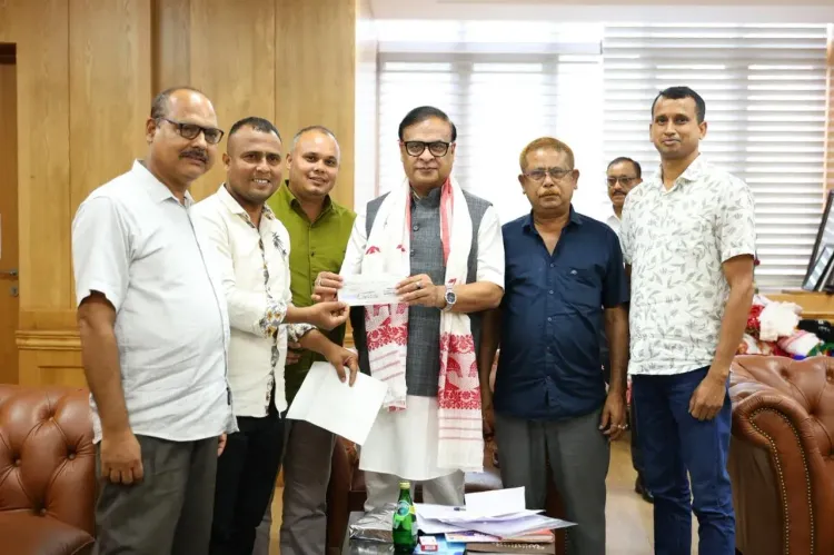 CM Himanta thanks community clubs for CMRF donations