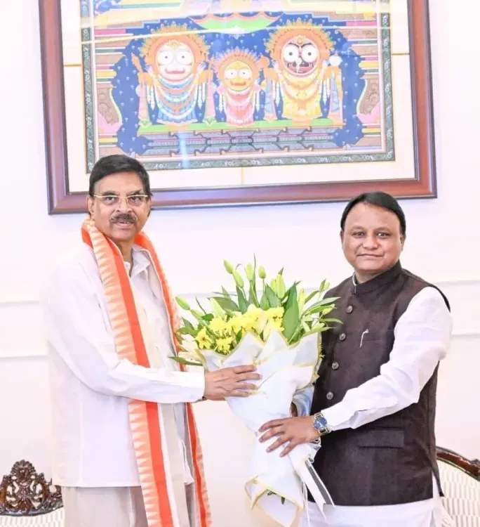 CM Majhi Greets Odisha Governor Hari Babu on Birthday