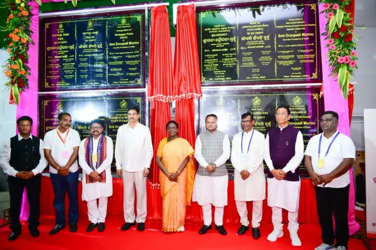 CM Majhi joins President Murmu at AIIMS health camp in Mayurbhanj