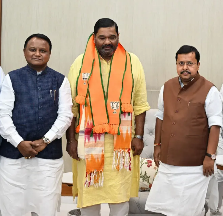 CM Majhi Welcomes Ex-Rajya Sabha MP Into BJP Fold