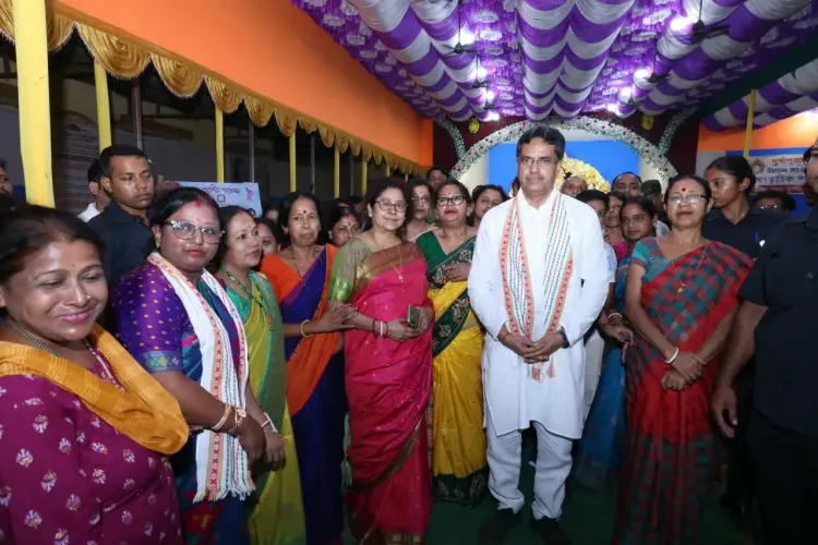 CM Manik Saha joins Maha Shashthi Durga Puja parikrama in Tripura