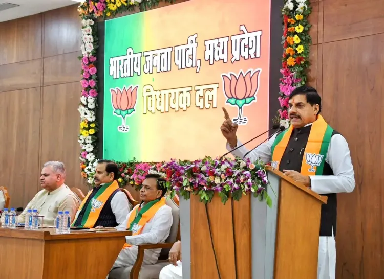 CM Mohan Yadav Introduces BJP's Rajya Sabha Pick Mahesh Kevat