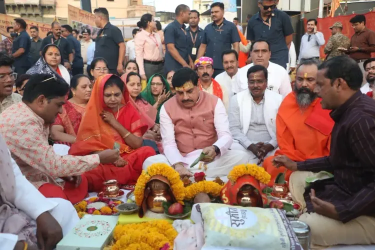 CM Mohan Yadav Offers 351-Ft Chunri at Maa Shipra Parikrama