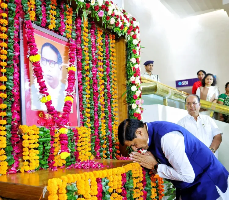 CM Mohan Yadav pays floral tribute to former MP Speaker Gul Sher Ahmed