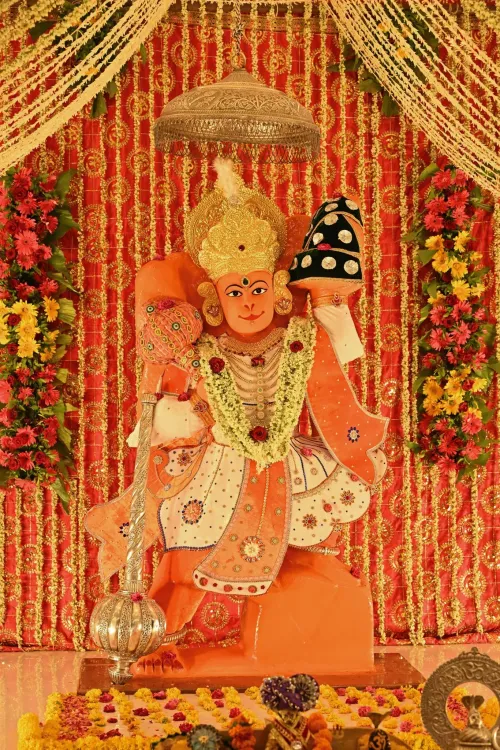 CM Mohan Yadav Seeks Blessings at Indore's Pitreshwar Hanuman Temple