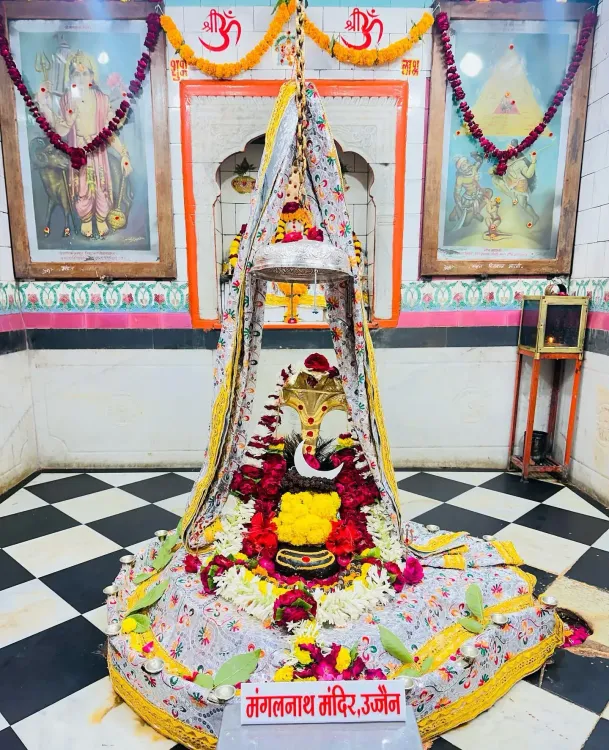 CM Mohan Yadav Seeks Blessings of Ujjain's Mangalnath