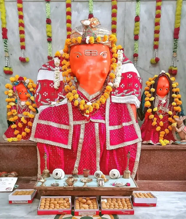 CM Mohan Yadav Seeks Blessings of Vidisha's Chintamani Ganesh